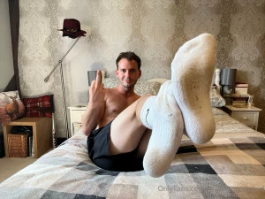 Fuck you pay me fagtax friday findom feet