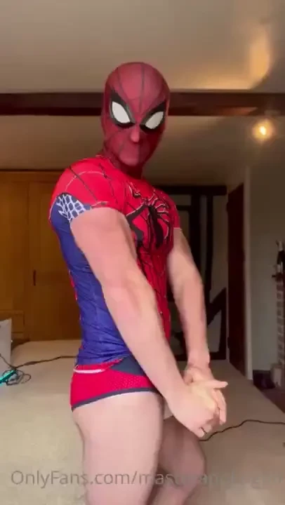 Video spiderman muscle flexing 
