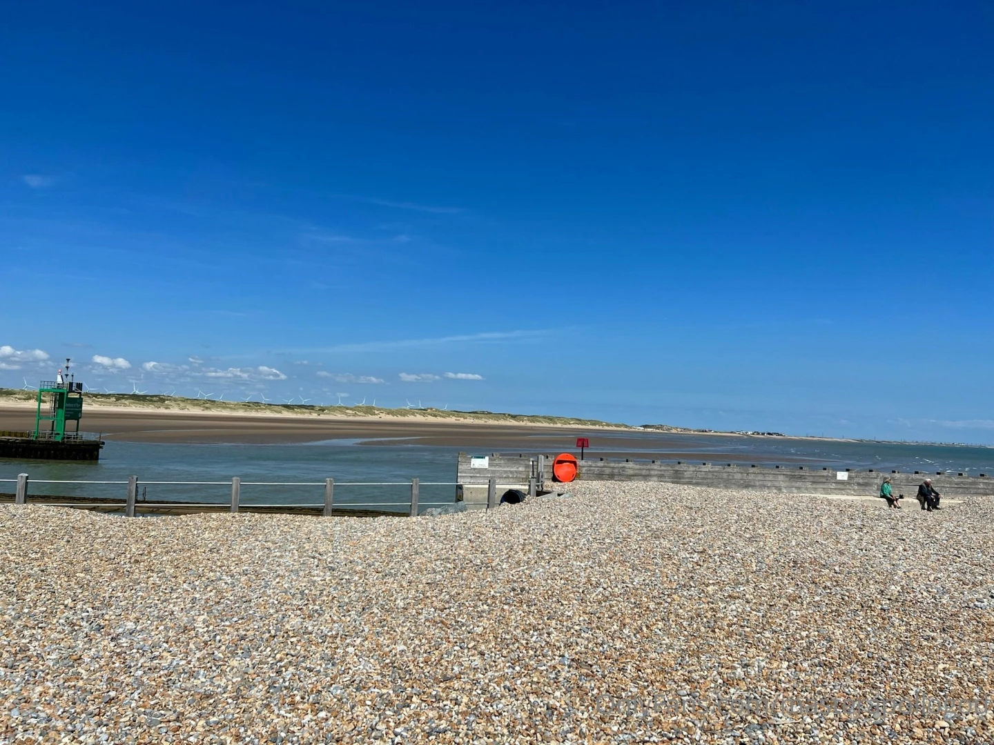 The weather in the uk is scorchio so i decided to take a trip to the part 1 