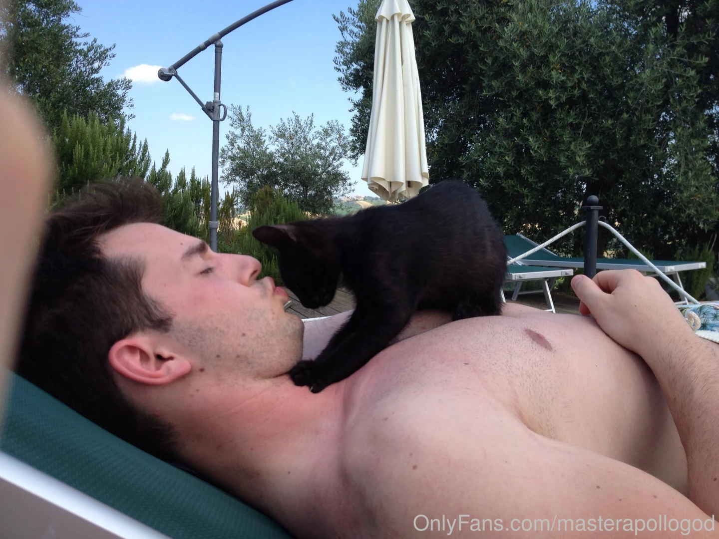 Just can t help being a pussy magnet lifestyle pic muscle bicep 