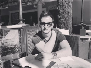 It s fag tax friday boys you know what that means let s see those