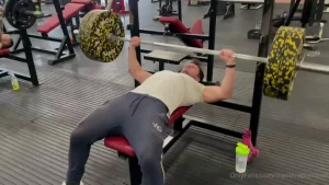Benching 1 2x my bodyweight want to get this back up to 2x bodyweight