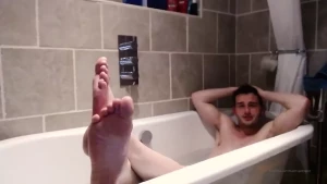 Soaking off in the bath video shower bath muscle bicep nude feet