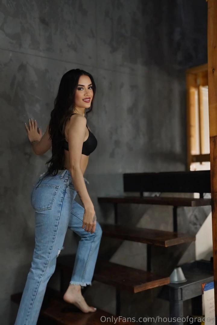 Follow me baby let me take you somewhere only we know 