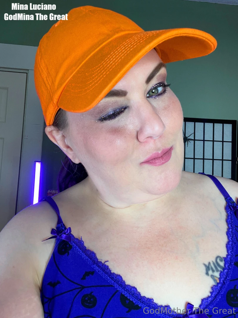 Sub to my vip onlyfans get 2 free videos upon subscribing found in 