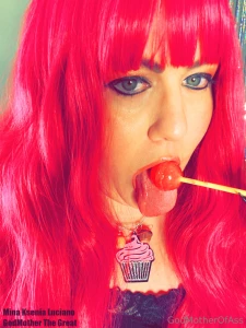 I love lollipops tip me if you love my content it allows me to upgrade