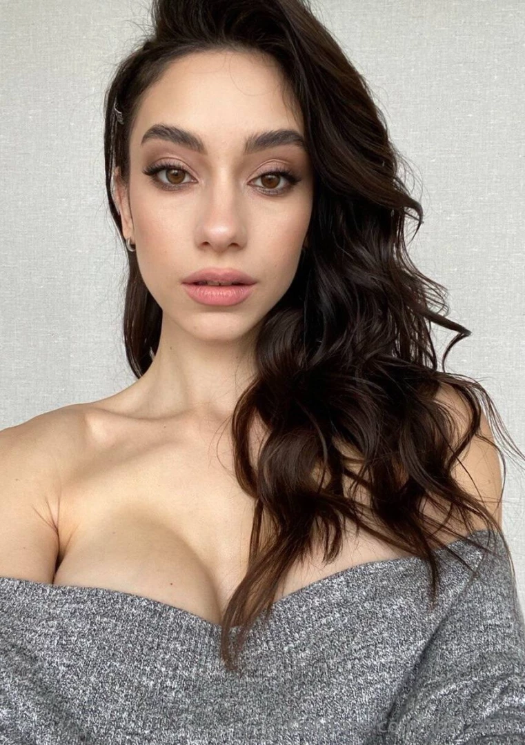 Hey i can see that you miss this sweet pussy princess_chloe777 is for part 35 