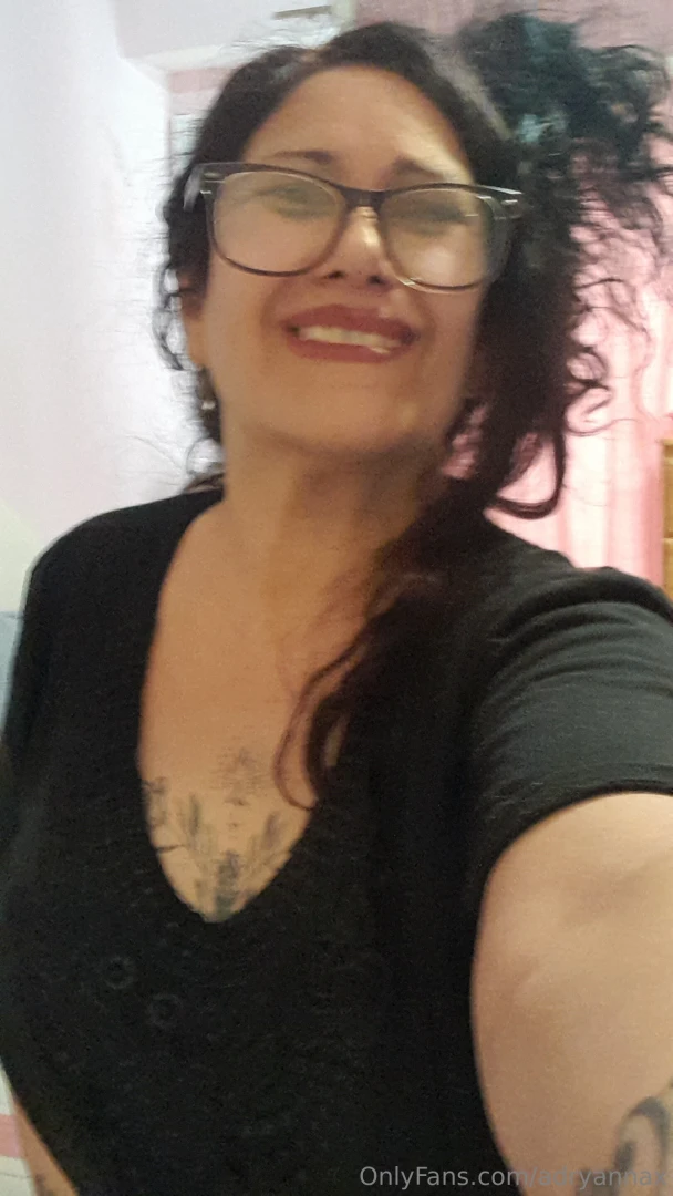 I would love to wake up seeing that hard and strong dick babe send it 