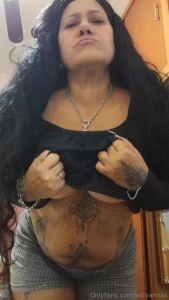 Do you want me to lift up my shirt baby