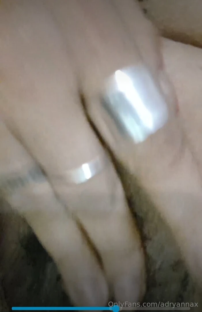 Look taste and listen mmmmm grandma s pussy sounds and looks so 