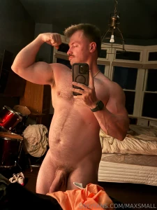 Fuck yeah i love feeling everything growing bigger and my belly