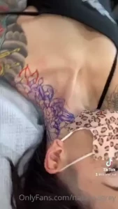 I got a new tattoo todayyyy so so happy part 4