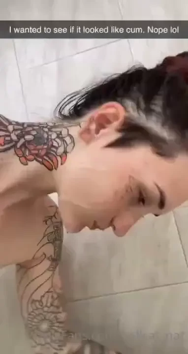 Happy monday getting ready for work do you like my shower snaps 