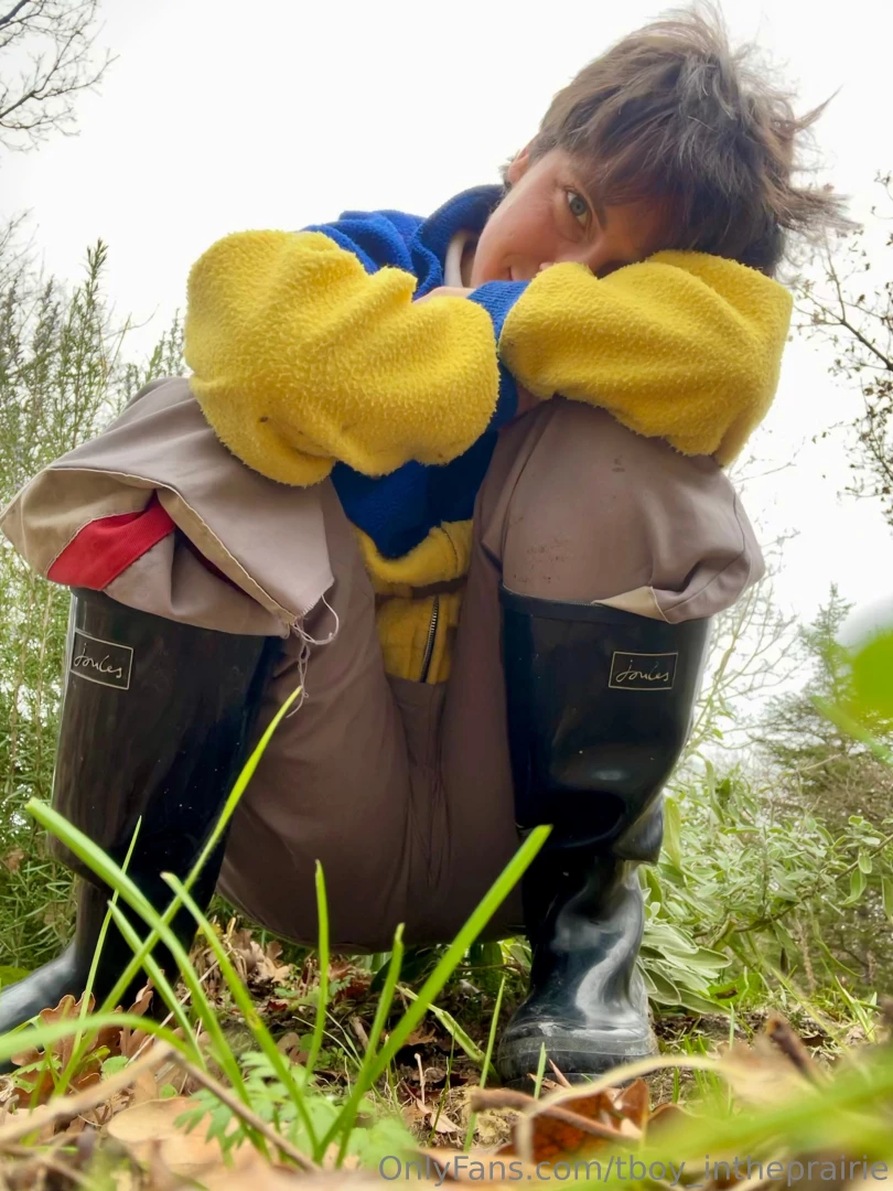 Last night i had a dream that someone bought me a realistic dildo and part 1 