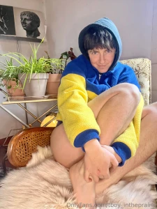 Stretchy and sweet i m stuck inside with a nasty cold at the moment part 1