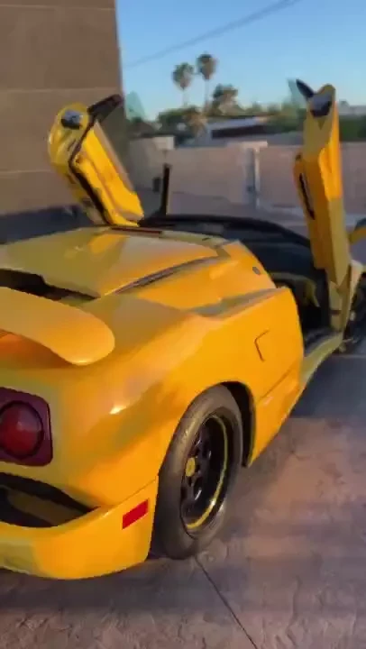 Got to shoot with a 900k dollar car yesterday part 1 