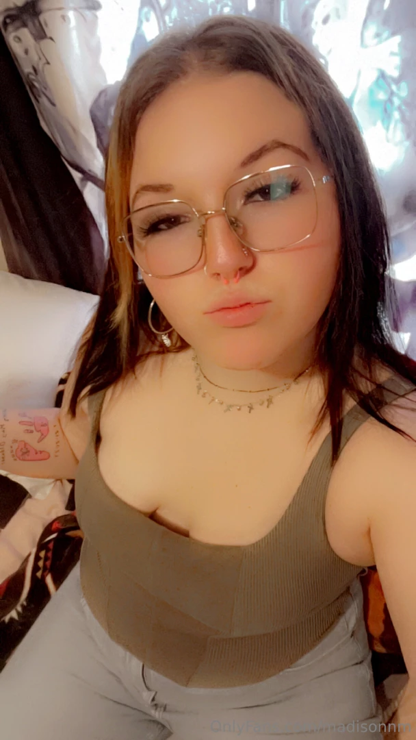 Was feeling really good tonight plus i had the hooters costume on part 1 