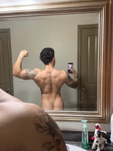 Who s ready to see the results of my hard work at the gym part 1