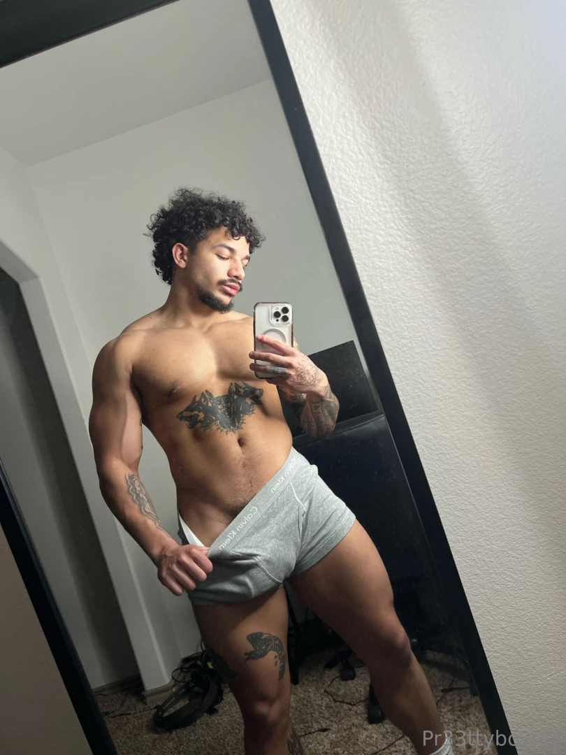 Hit like if you want to come to bed with me 