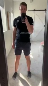 Just showing you my gym outfit and a bit more