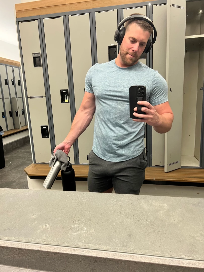 A couple safe for work pump pics part 1 