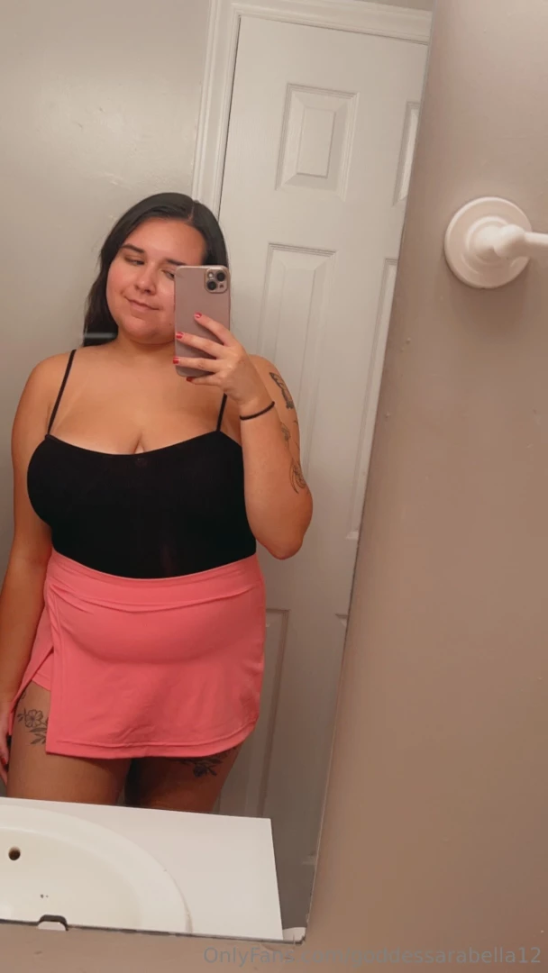 Not a nude but do we like this outfit 3333 