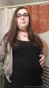 I m actually shocked at how it amazing it feels to just jiggle my body part 3