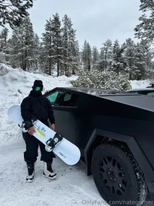 Sorry i ve been inactive my big dick has been up in the mountains part 1