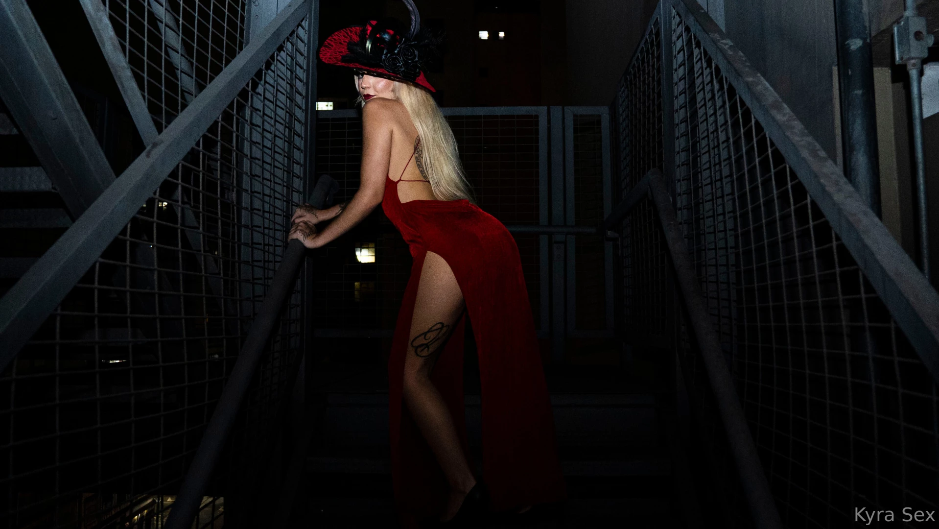 Dama de vermelho by ruivodasfotos part 2 