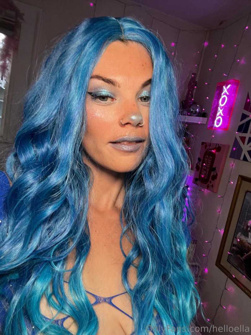 It is the best day of the year happy birthday to me i can t believe 