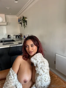 Thinking of all the things i d love to do to you rn