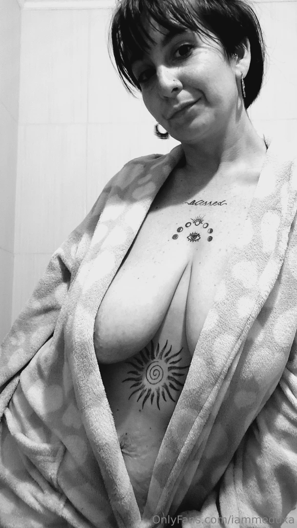 Collaborate with this campaign and i will send you an exclusive gift 