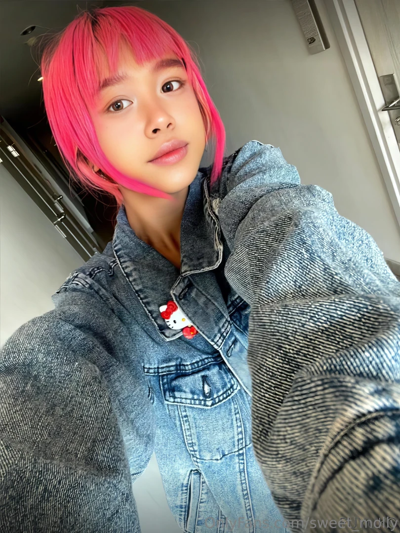 This beautiful asian girl amfuyuko has a lot of interesting content part 552 