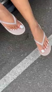 Had to make a quick vid toes was looking good in these