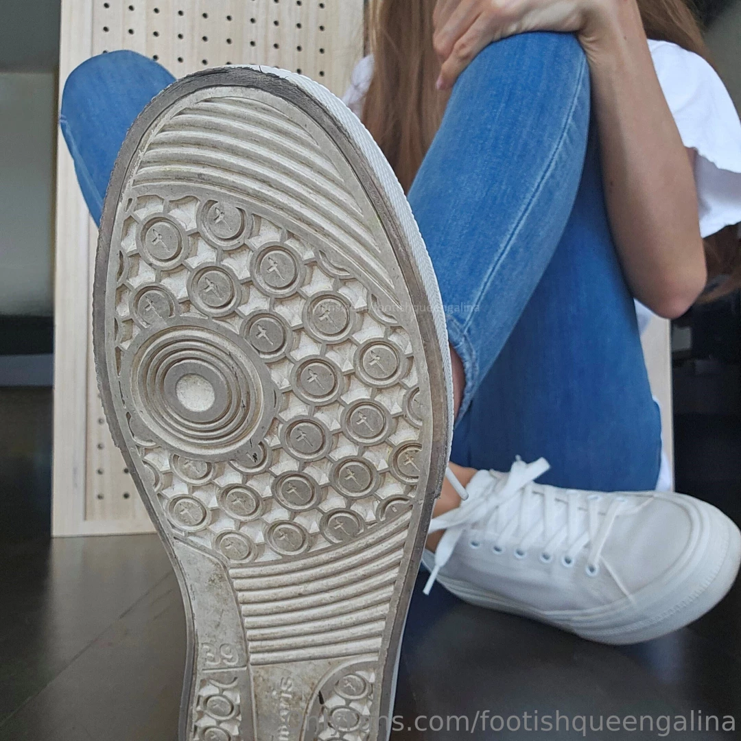 Swipe to see me take these sneakers off do you think i was wearing part 2 