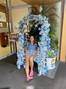 Flowers all around but i m your main bloom right