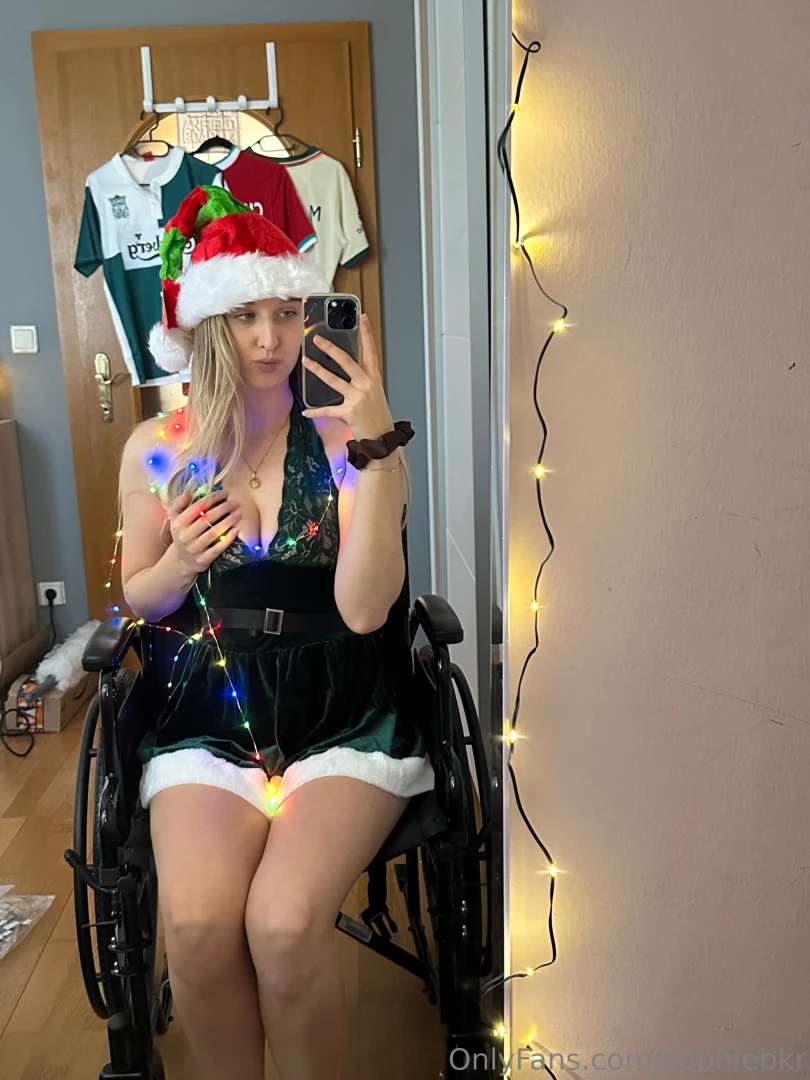 Hey here is door oneee i ve come up with a little advent calendar so part 2 