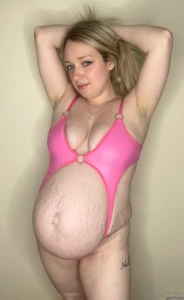 Do you love my pregnant body part 1