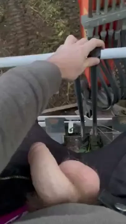 Hardly working part 1 