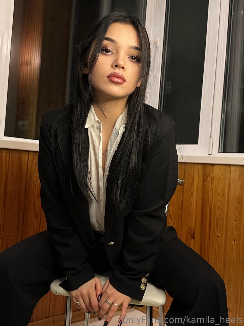 Thought i d try a new look today what do you think about it 