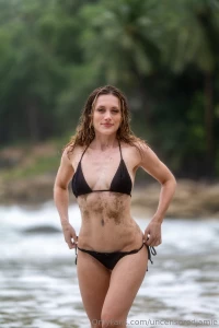 Looks like i got a little too comfy in the sand care to help me clean part 1