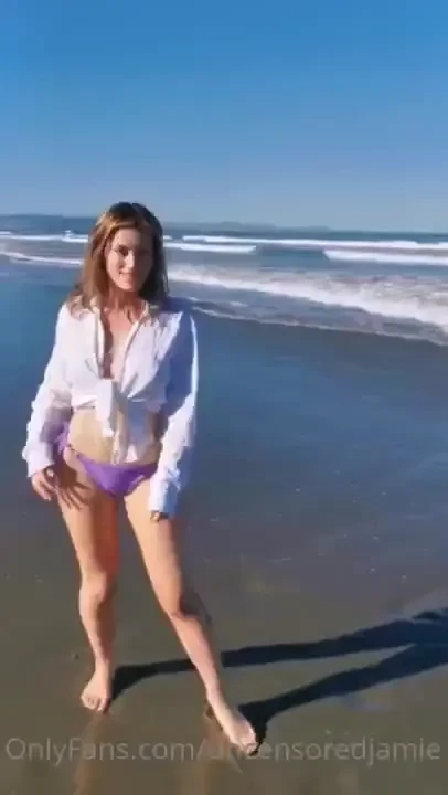 Sandy buns i m out here at the beach frolicking in the shallows 