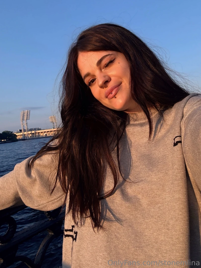 I felt a bit down staying home today so i decided to shake it off and 