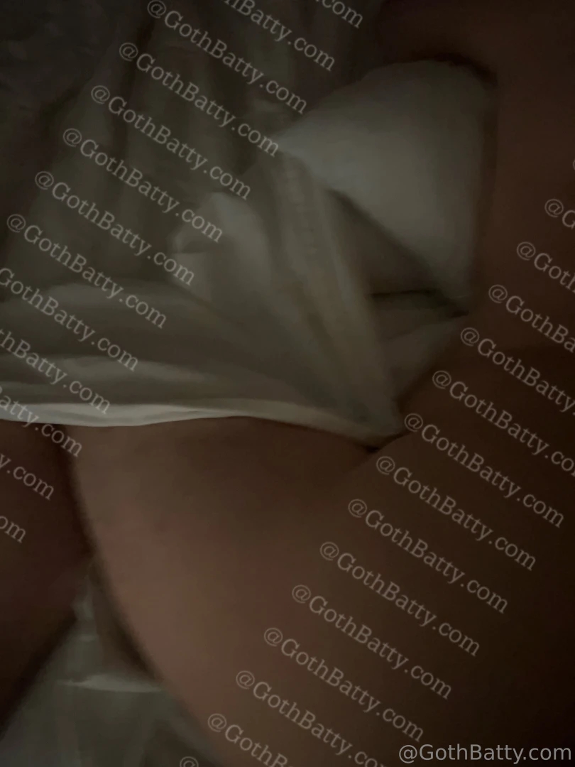 Pegged for the first time last night i kissed his feet and licked his part 3 