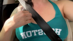 Driving titty flashes