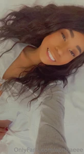 Baby come cuddle with me and make me your small spoon