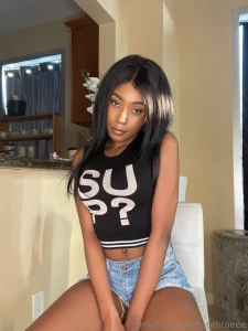 Don t look at the caption silly look at me part 183