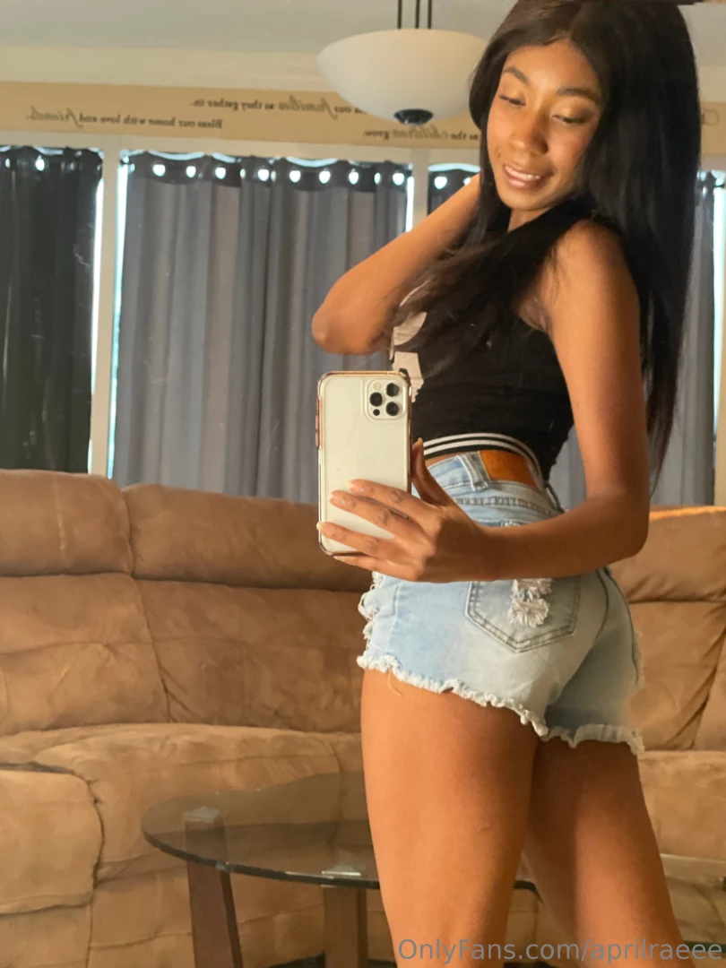 Wish you were ripping these booty short down rn 