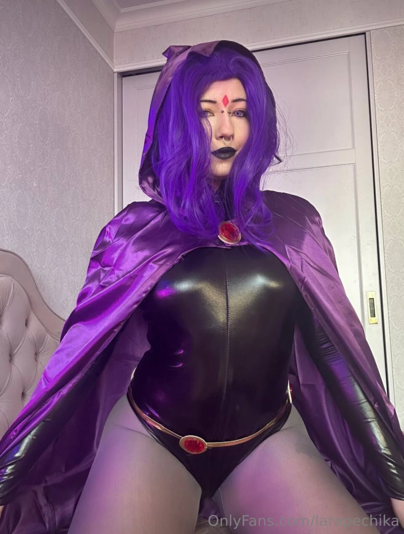 Meet alicelunee dark dreamy and dangerously hot in her cosplay looks part 1 