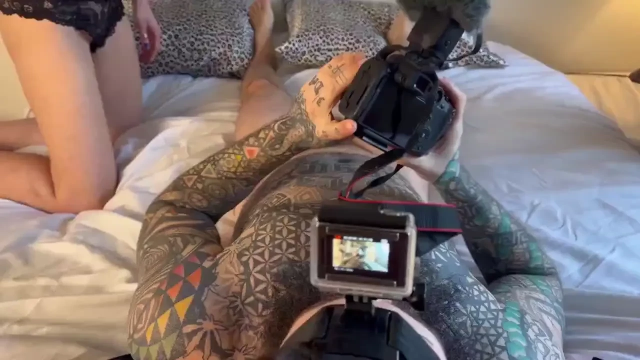 Double blowjob double cum with these two 